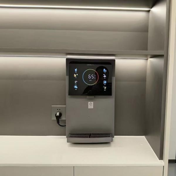 How to Leverage Countertop Water Dispensers to Attract More Customers